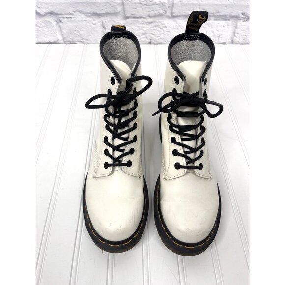 DR. MARTENS Women's White Leather Lace Up Combat Boot US 6 - Picture 2 of 6